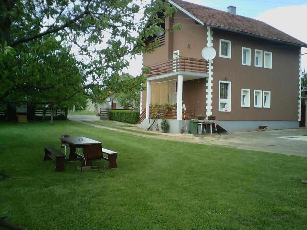 Gacka Rooms Vrhovine Zimmer foto